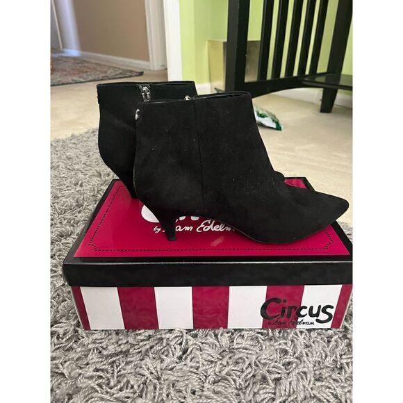 Circus by Sam Edelman Kirby Bootie - Picture 3 of 10
